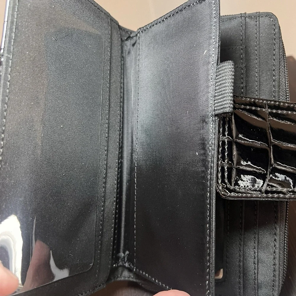 Relativity NWT Black Patent Croc Zip Around Tab Wallet Bi-fold